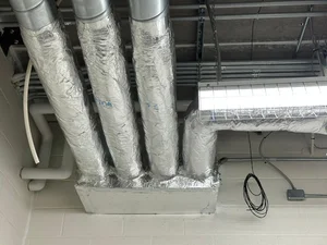Insulated ceiling duct bundle
