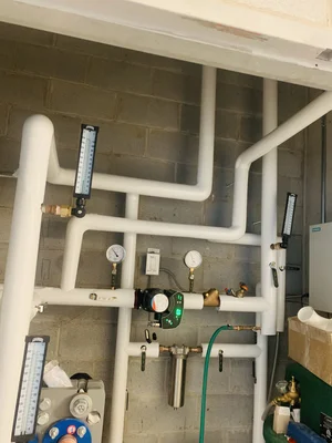 Pipe insulation with PVC finish